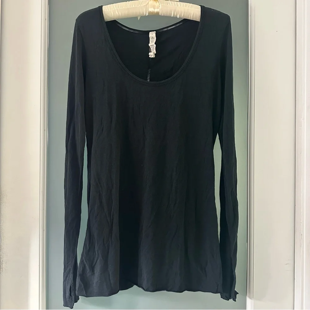 lululemon athletica Black Long Sleeve Top